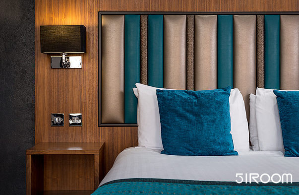 Iconinc @ Roomzzz – Manchester City