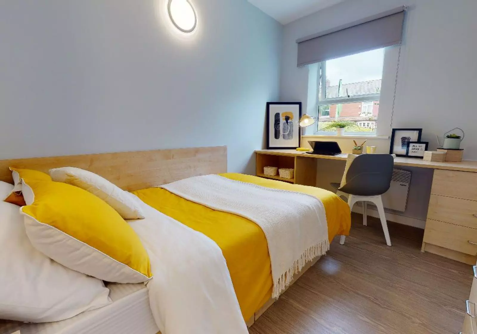 iQ Student Quarter