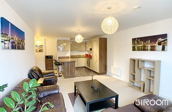 2 Bed Flat - Uxbridge
