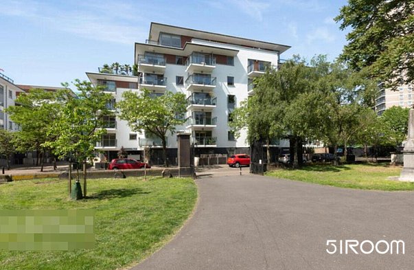 2 Bed Flat - Frean Street