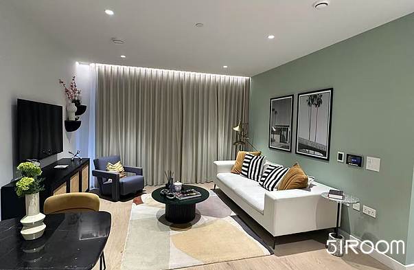 1 Bed Flat - 38-2 Postmark Signature House